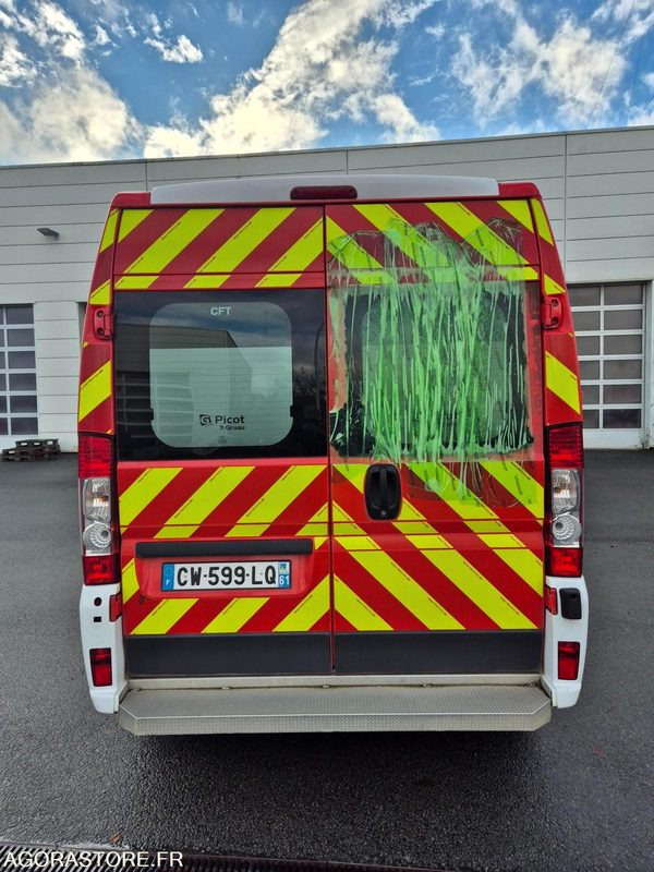 CITROEN JUMPER CW-599-LQ - Машина скорой помощи: фото 3 CITROEN JUMPER CW-599-LQ - Машина скорой помощи: фото 3