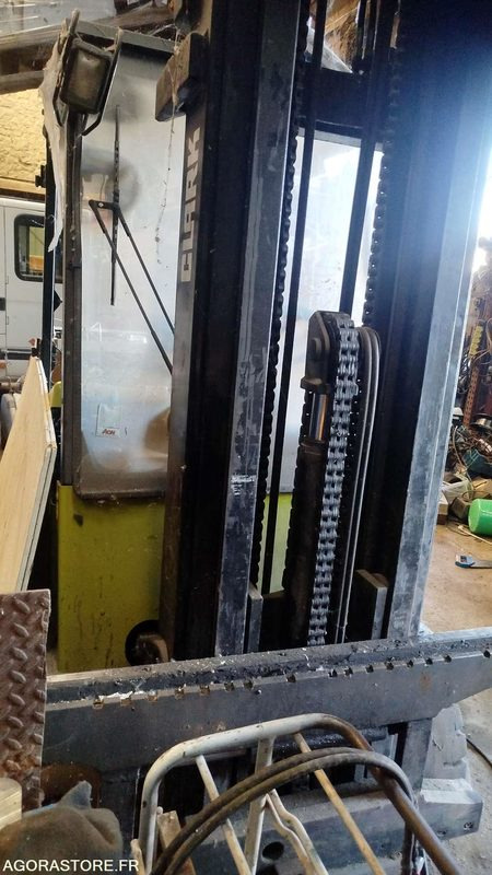 CLARK CEM KM30 - 2000 - CARTE ÉLECTRONIQUE HS - Инструмент/ Оборудование: фото 2 CLARK CEM KM30 - 2000 - CARTE ÉLECTRONIQUE HS - Инструмент/ Оборудование: фото 2