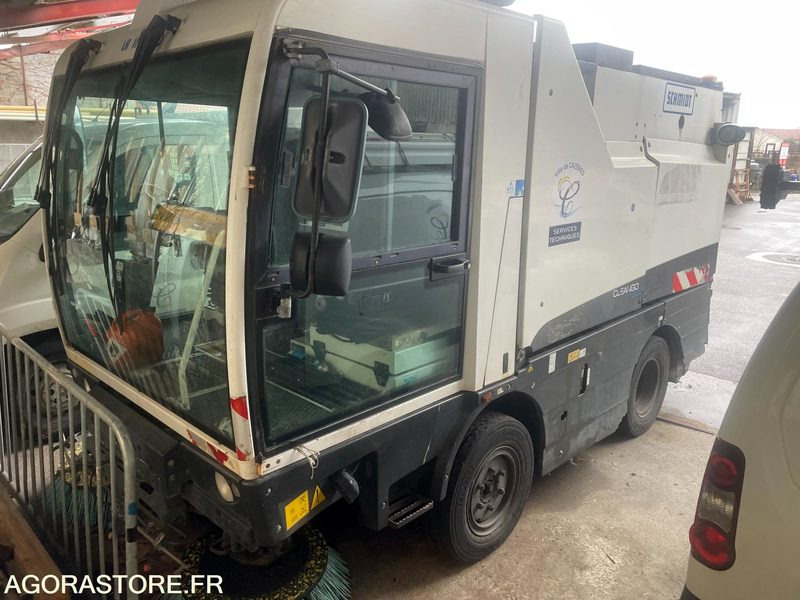CLEANGO 500 SCHMIDT - Подметально-уборочная машина: фото 1 CLEANGO 500 SCHMIDT - Подметально-уборочная машина: фото 1