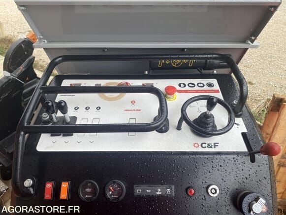 CNF T150 - Мини-самосвал: фото 5 CNF T150 - Мини-самосвал: фото 5