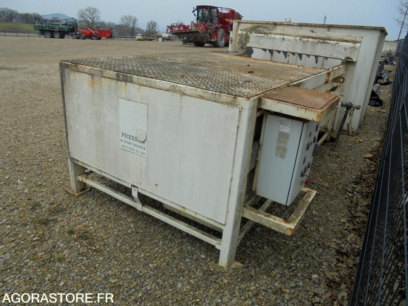 COMPACTEUR DECHET - PRESSOR AN 2006 - Инструмент/ Оборудование: фото 2 COMPACTEUR DECHET - PRESSOR AN 2006 - Инструмент/ Оборудование: фото 2