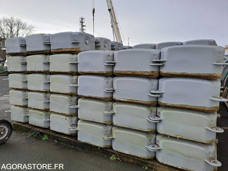 CUBISYSTEME - PLATEFORME PONTON FLOTTANT - Инструмент/ Оборудование: фото 2 CUBISYSTEME - PLATEFORME PONTON FLOTTANT - Инструмент/ Оборудование: фото 2