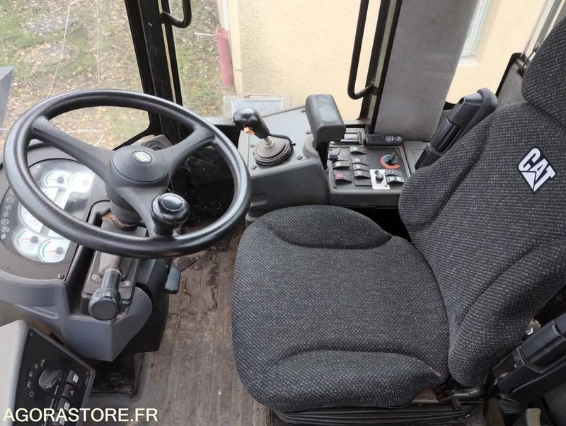 Chargeuse Carterpillar - Погрузчик: фото 3 Chargeuse Carterpillar - Погрузчик: фото 3