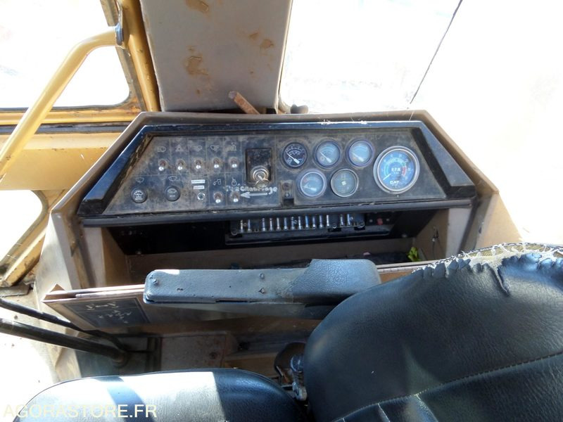 Chargeuse pelleteuse caterpillar 428 -1992- 13000h (N2TRPL) - Экскаватор-погрузчик: фото 5 Chargeuse pelleteuse caterpillar 428 -1992- 13000h (N2TRPL) - Экскаватор-погрузчик: фото 5