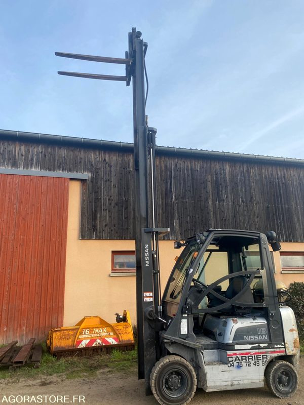 Chariot élévateur GAZ NISSAN 1.8T - Газовый погрузчик: фото 3 Chariot élévateur GAZ NISSAN 1.8T - Газовый погрузчик: фото 3