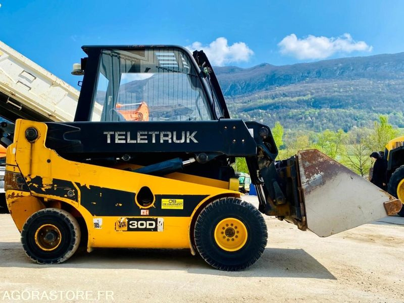 Chariot télescopique Teletruk JCB TLT30D - Année 2004 - 3870 h - Телескопический погрузчик: фото 5 Chariot télescopique Teletruk JCB TLT30D - Année 2004 - 3870 h - Телескопический погрузчик: фото 5