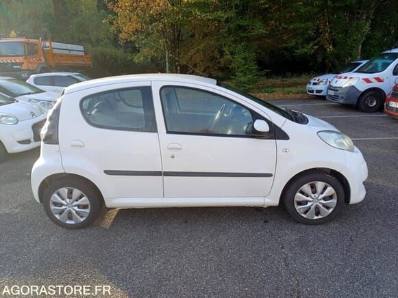 Citroen C1 - Хэтчбек: фото 2 Citroen C1 - Хэтчбек: фото 2