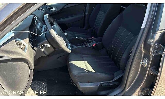 Citroen C4 - Хэтчбек: фото 3 Citroen C4 - Хэтчбек: фото 3