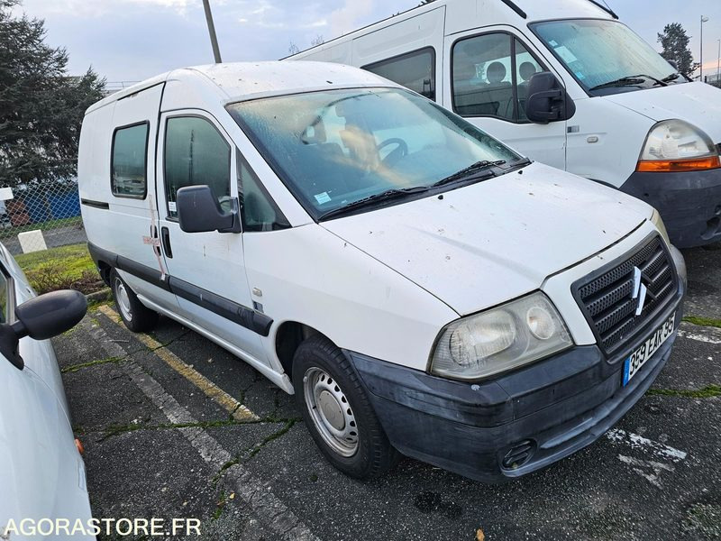 Citroën jumpy - 2005 - 58470KM - 359EAR95 - 784 - Цельнометаллический фургон: фото 2 Citroën jumpy - 2005 - 58470KM - 359EAR95 - 784 - Цельнометаллический фургон: фото 2