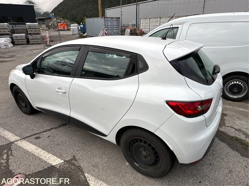 Clio 4 Société Air MédiaNav Ener - 2016 / 174160 KM (P0403661) - Легковой автомобиль: фото 3 Clio 4 Société Air MédiaNav Ener - 2016 / 174160 KM (P0403661) - Легковой автомобиль: фото 3