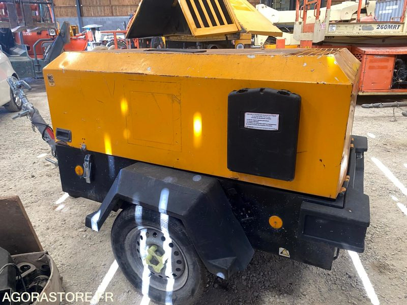 Compresseur de chantier 3.3m3 DOOSAN 7/31 - INGERSOLL RAND - Воздушный компрессор: фото 4 Compresseur de chantier 3.3m3 DOOSAN 7/31 - INGERSOLL RAND - Воздушный компрессор: фото 4