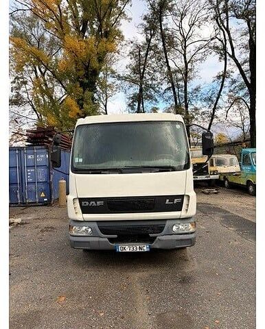 DAF Camion - D.A.F - Грузовик с подъемником: фото 1 DAF Camion - D.A.F - Грузовик с подъемником: фото 1