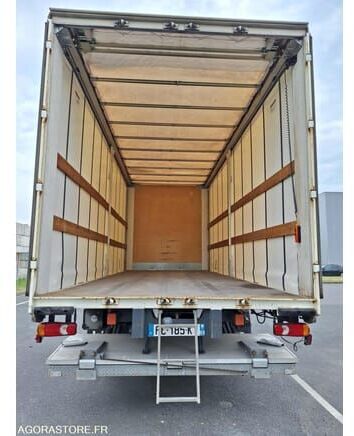 DAF XF450 - Тентованный грузовик: фото 4 DAF XF450 - Тентованный грузовик: фото 4