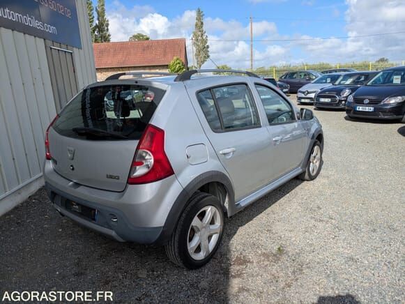 Dacia SANDERO - Хэтчбек: фото 4 Dacia SANDERO - Хэтчбек: фото 4