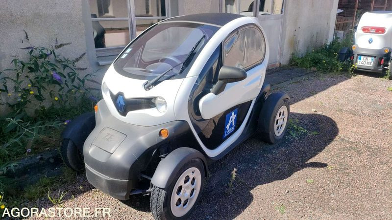 RENAULT TWIZY - 2012 - 6410 KM - Другая техника: фото 1 RENAULT TWIZY - 2012 - 6410 KM - Другая техника: фото 1