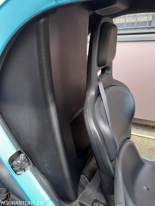 RENAULT TWIZY CARGO 1 PLACE 2015 DP387FL - manque km - Другая техника: фото 5 RENAULT TWIZY CARGO 1 PLACE 2015 DP387FL - manque km - Другая техника: фото 5