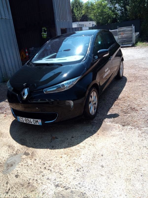Renault ZOE année 2013 - Другая техника: фото 5 Renault ZOE année 2013 - Другая техника: фото 5