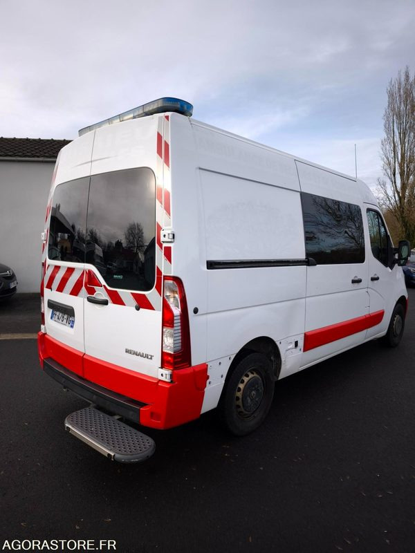 FF-476-VG - Roulant - Renault Master - VASP - CG KS - 372 502 Kms - Машина скорой помощи: фото 4 FF-476-VG - Roulant - Renault Master - VASP - CG KS - 372 502 Kms - Машина скорой помощи: фото 4