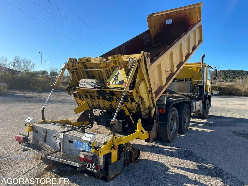 FINISSEUR D’INTERVENTION RAPIDE - DAF - FIR 3000 - 2003 / 335000 KM - Гудронатор: фото 4 FINISSEUR D’INTERVENTION RAPIDE - DAF - FIR 3000 - 2003 / 335000 KM - Гудронатор: фото 4