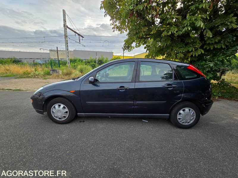 FORD FOCUS 1.6 - ESSENCE - 158 000 KM - Легковой автомобиль: фото 1 FORD FOCUS 1.6 - ESSENCE - 158 000 KM - Легковой автомобиль: фото 1