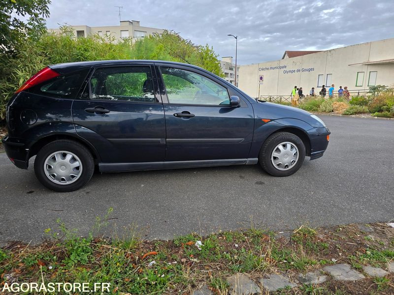 FORD FOCUS 1.6 - ESSENCE - 158 000 KM - Легковой автомобиль: фото 5 FORD FOCUS 1.6 - ESSENCE - 158 000 KM - Легковой автомобиль: фото 5