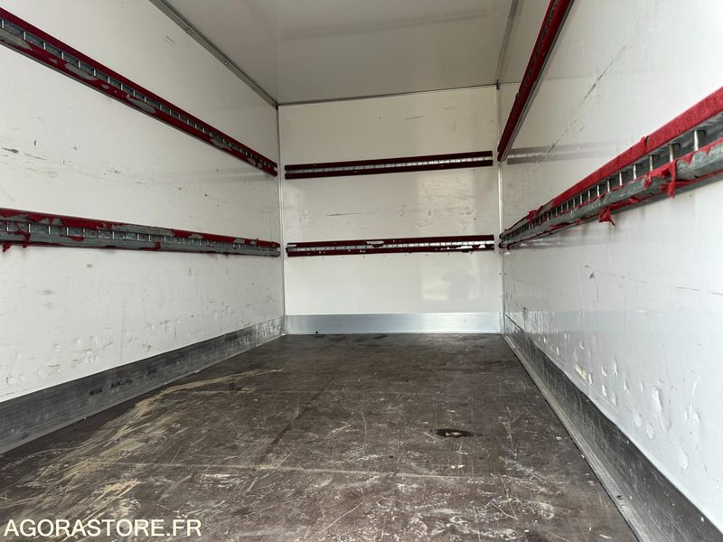 FOURGON - FIAT - DUCATO CAISSE 20m3 HAYON - 2018 / 108.000 KM лизинг FOURGON - FIAT - DUCATO CAISSE 20m3 HAYON - 2018 / 108.000 KM: фото 10