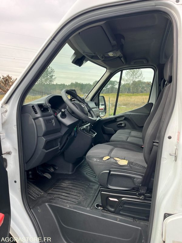 FV-534-YC - Roulant - RENAULT MASTER - VASP - 399 500 Kms - Цельнометаллический фургон: фото 4 FV-534-YC - Roulant - RENAULT MASTER - VASP - 399 500 Kms - Цельнометаллический фургон: фото 4