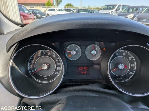 Fiat PUNTO - Хэтчбек: фото 4 Fiat PUNTO - Хэтчбек: фото 4