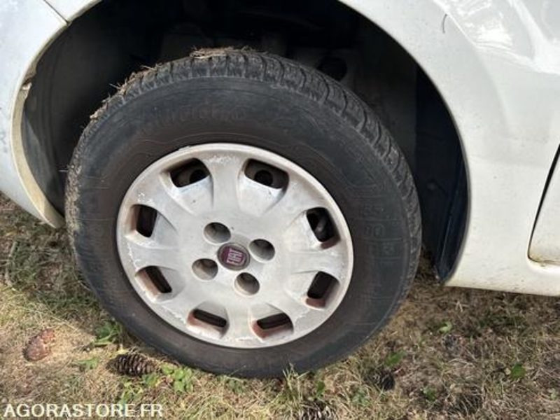 Легковой автомобиль Fiat Panda - AY447XV: фото 20
