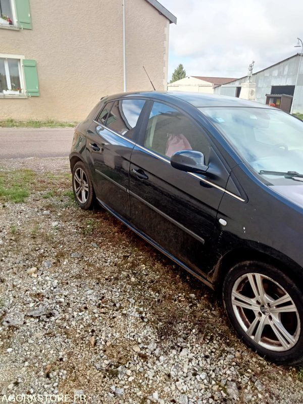 Fiat bravo 1 er mise en circulation 2010 - Легковой автомобиль: фото 2 Fiat bravo 1 er mise en circulation 2010 - Легковой автомобиль: фото 2