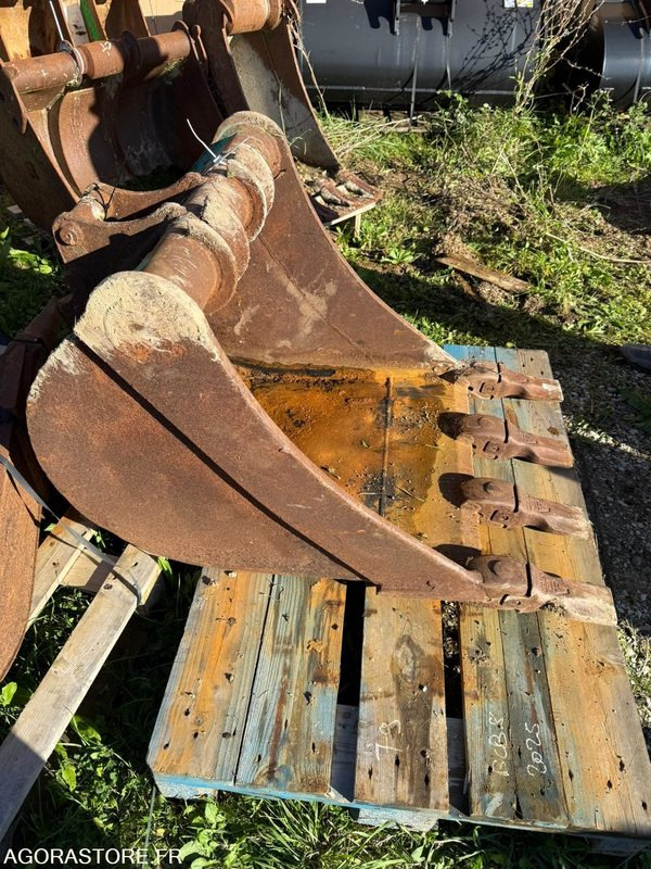 Godet 700mm Morin 3 - Ковш для Строительной техники: фото 2 Godet 700mm Morin 3 - Ковш для Строительной техники: фото 2