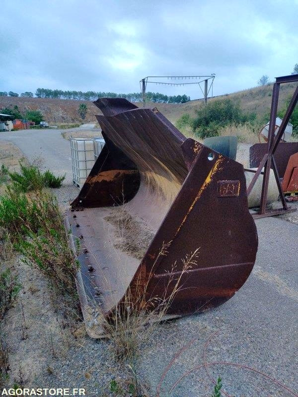 Godet CATERPILLAR - Инструмент/ Оборудование: фото 2 Godet CATERPILLAR - Инструмент/ Оборудование: фото 2