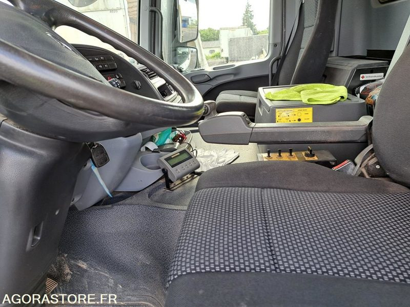 CAMION 6X2 AMPLIROLL-MERCEDES ACTROS - 2013 - 385 389KMS - Грузовик: фото 2 CAMION 6X2 AMPLIROLL-MERCEDES ACTROS - 2013 - 385 389KMS - Грузовик: фото 2