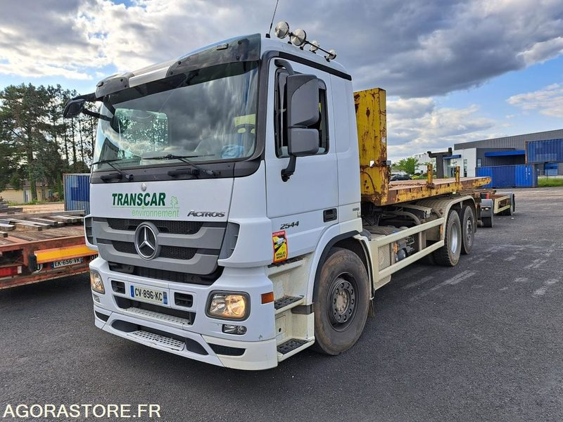 CAMION 6X2 AMPLIROLL-MERCEDES ACTROS - 2013 - 385 389KMS - Грузовик: фото 1 CAMION 6X2 AMPLIROLL-MERCEDES ACTROS - 2013 - 385 389KMS - Грузовик: фото 1