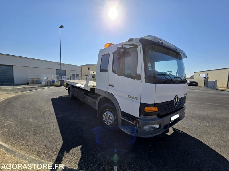Dépanneuse Mercedes 1223 L - 2000 - MOTEUR 8O.000 - Грузовик: фото 1 Dépanneuse Mercedes 1223 L - 2000 - MOTEUR 8O.000 - Грузовик: фото 1