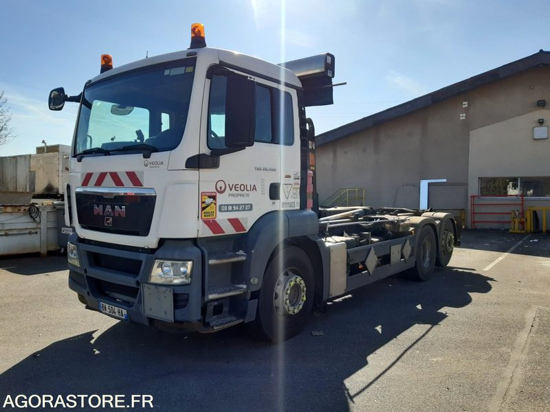 PORTEUR AMPLIROLL MAN TGS 26.400 (R51996) - BRAS GUIMA PALFINGER-2011-563 000 Km - Грузовик: фото 1 PORTEUR AMPLIROLL MAN TGS 26.400 (R51996) - BRAS GUIMA PALFINGER-2011-563 000 Km - Грузовик: фото 1