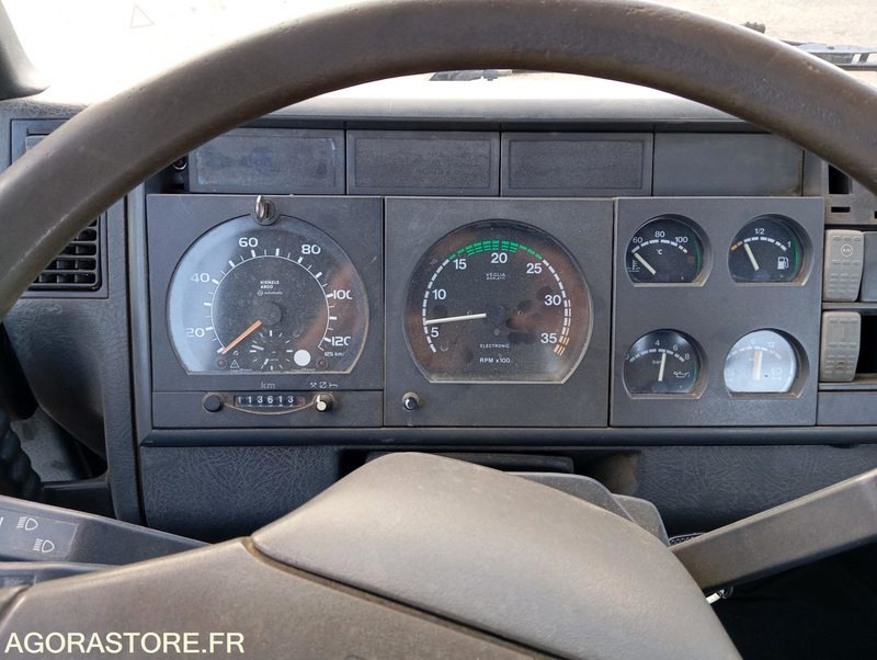 Poids lourd IVECO - Грузовик: фото 2 Poids lourd IVECO - Грузовик: фото 2