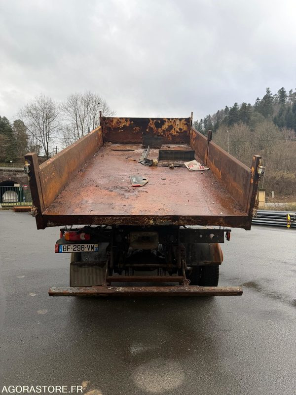 RENAULT MIDLUM 4X4 TRI BENNE - 2007 - Грузовик: фото 5 RENAULT MIDLUM 4X4 TRI BENNE - 2007 - Грузовик: фото 5