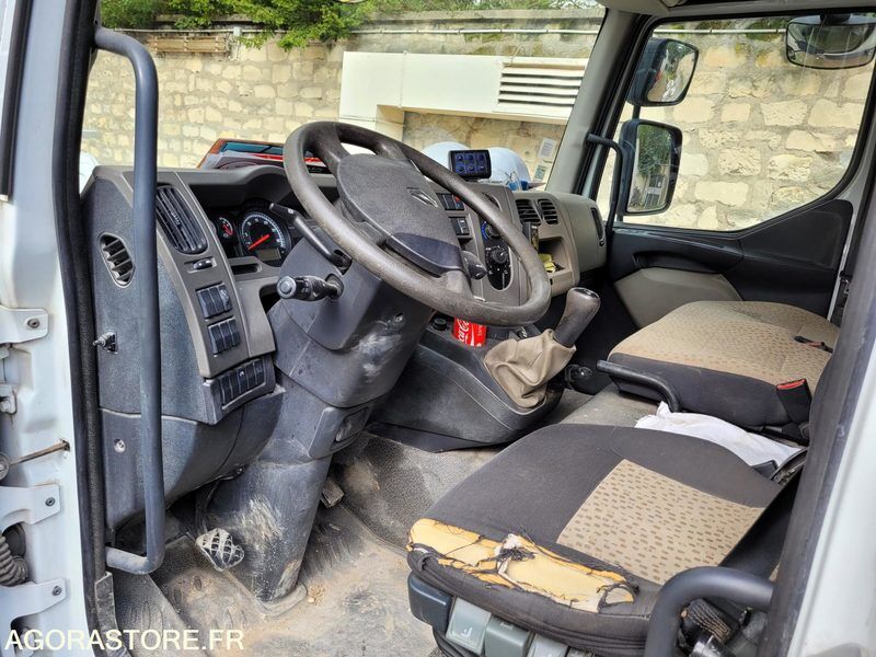 RENAULT MIDLUM CQ-357-RW - Грузовик: фото 4 RENAULT MIDLUM CQ-357-RW - Грузовик: фото 4