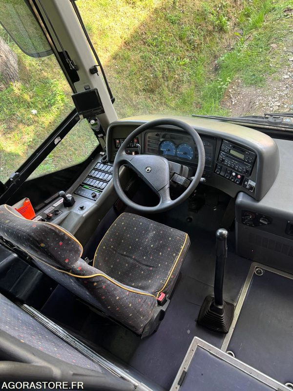 IRISBUS EVADYS - 579370kms - 2004 - CC549EE - Туристический автобус: фото 4 IRISBUS EVADYS - 579370kms - 2004 - CC549EE - Туристический автобус: фото 4