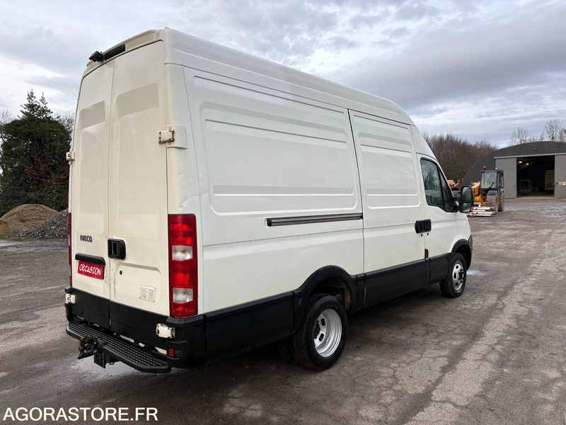 IVECO 180cv de 2011 - 195600KM - Цельнометаллический фургон: фото 3 IVECO 180cv de 2011 - 195600KM - Цельнометаллический фургон: фото 3