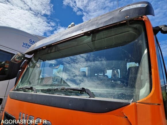 IVECO 190S33 - Крюковой мультилифт: фото 2 IVECO 190S33 - Крюковой мультилифт: фото 2