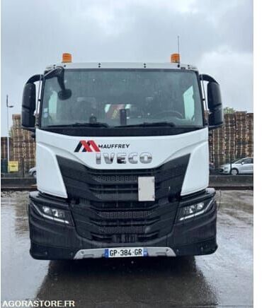IVECO 260S40 - Крюковой мультилифт, Автоманипулятор: фото 1 IVECO 260S40 - Крюковой мультилифт, Автоманипулятор: фото 1