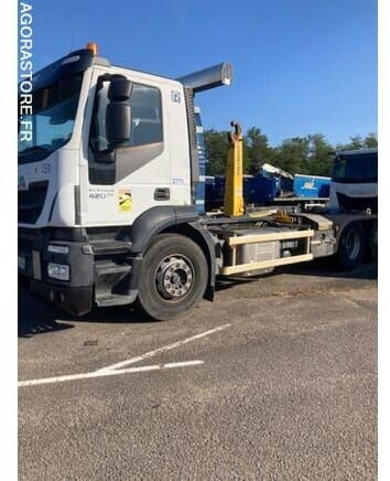 IVECO 260S42 - Крюковой мультилифт: фото 3 IVECO 260S42 - Крюковой мультилифт: фото 3