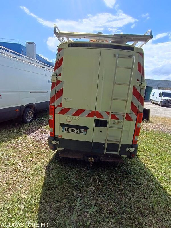 IVECO 35C13 - Цельнометаллический фургон: фото 5 IVECO 35C13 - Цельнометаллический фургон: фото 5