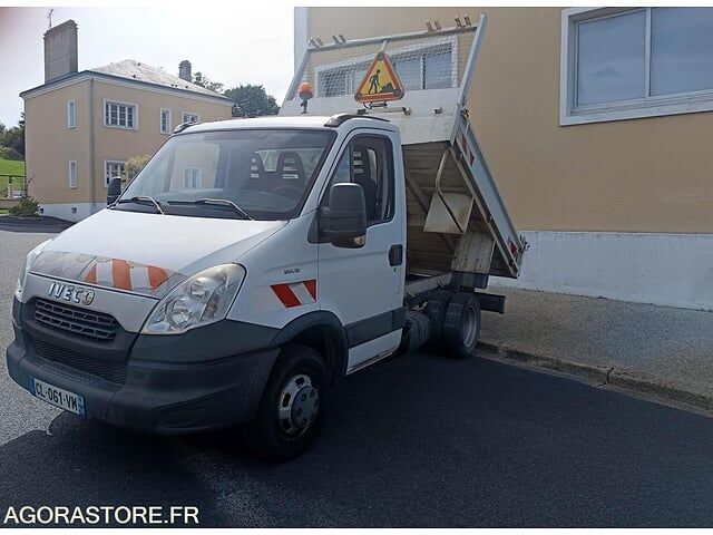 IVECO 35C13 - Самосвал: фото 2 IVECO 35C13 - Самосвал: фото 2