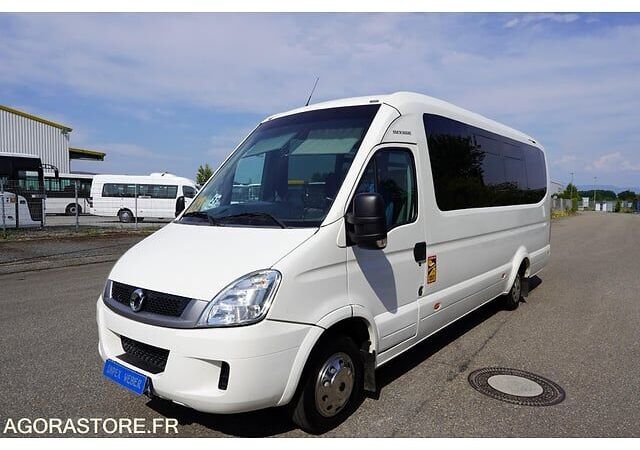 IVECO 50C17 - Микроавтобус, Пассажирский фургон: фото 1 IVECO 50C17 - Микроавтобус, Пассажирский фургон: фото 1