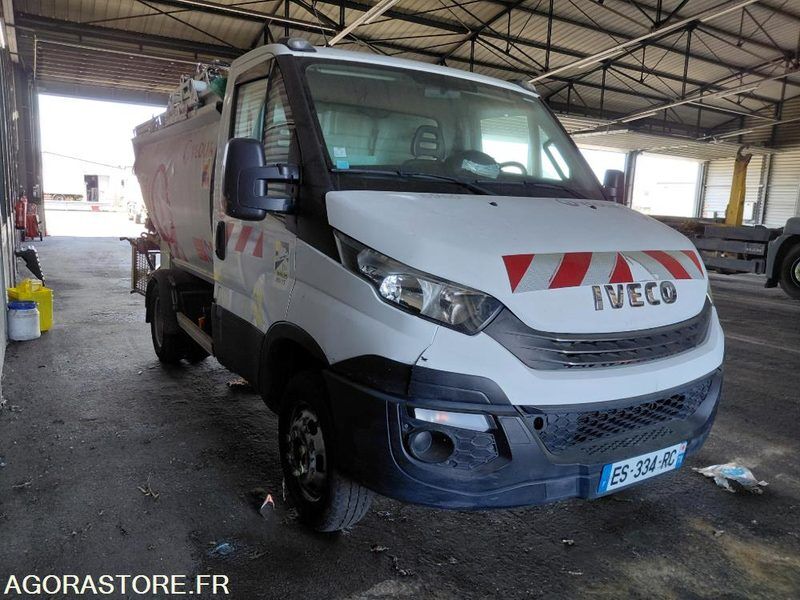 IVECO - BOM Daily - 2017 / 78000 km - ES-334-RC (BARA - R26960) - Мусоровоз: фото 2 IVECO - BOM Daily - 2017 / 78000 km - ES-334-RC (BARA - R26960) - Мусоровоз: фото 2