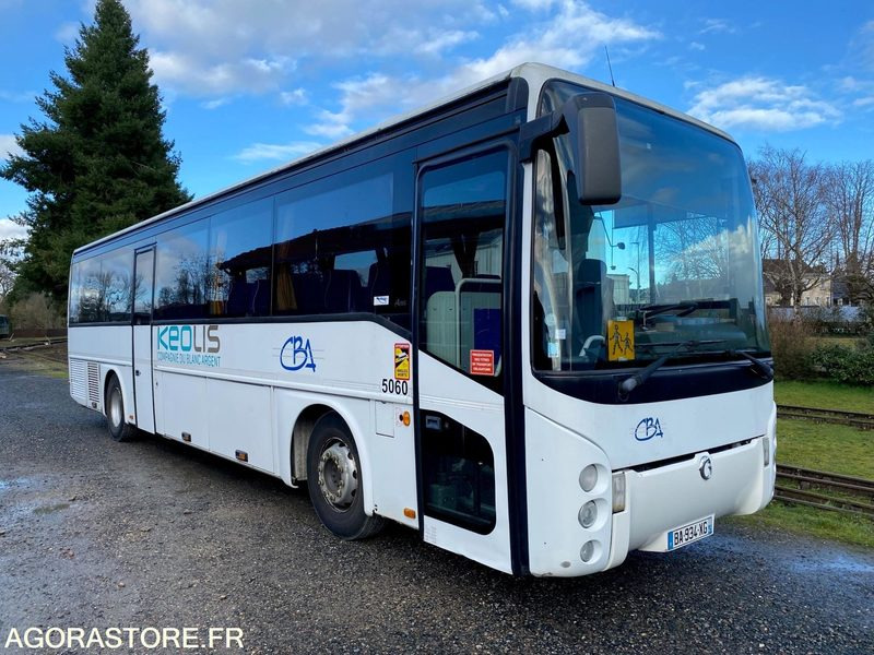 IVECO BUS ARES N°065001 - Школьный автобус: фото 1 IVECO BUS ARES N°065001 - Школьный автобус: фото 1