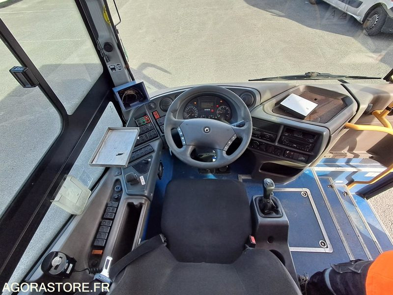 IVECO BUS CROSSWAY N°093143 - Школьный автобус: фото 4 IVECO BUS CROSSWAY N°093143 - Школьный автобус: фото 4